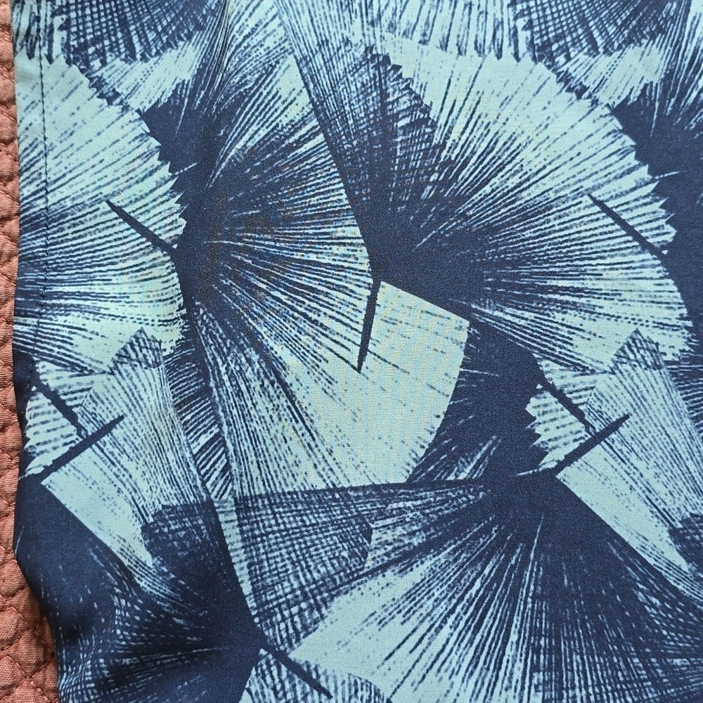 Kyodan Outdoor Tropical Blue and Green Dress - Picture 7 of 10